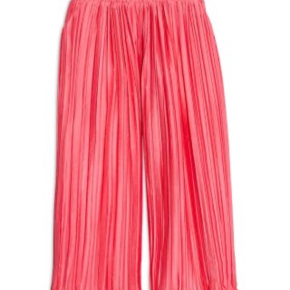 Cult Gaia
Girls' Kassie Satin Plissé TOP AND PANTS SET NEW WITH TAGS SIZE 6 - Picture 2 of 10